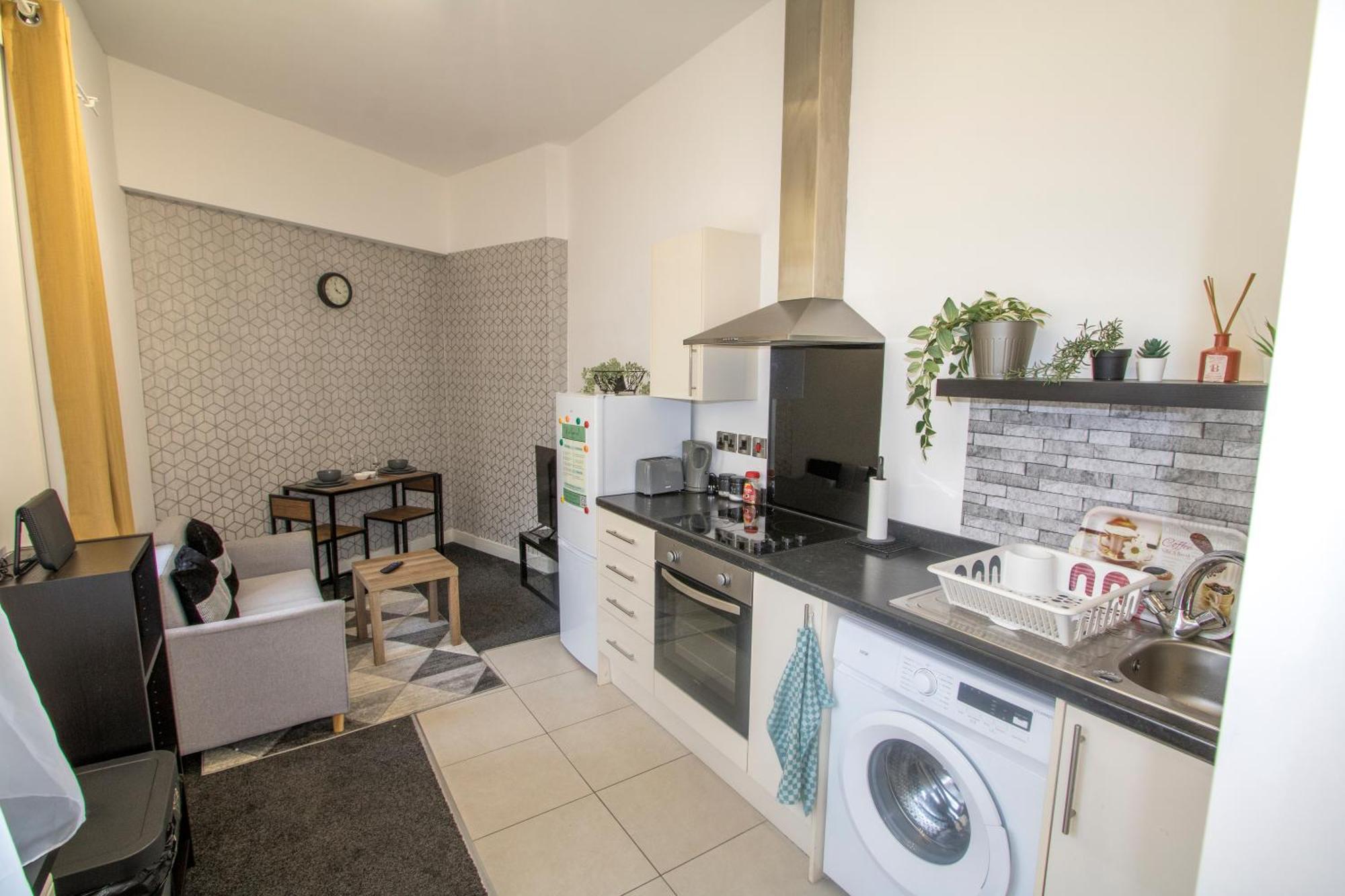 Cozy And Charming - 1 Bedroom Apartment - Free Parking, Transit Links, Close To Stadiums แมนเชสเตอร์ ภายนอก รูปภาพ
